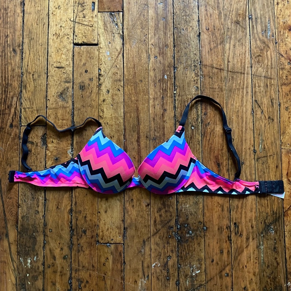 Victoria’s Secret PINK Push Up Bra 34A